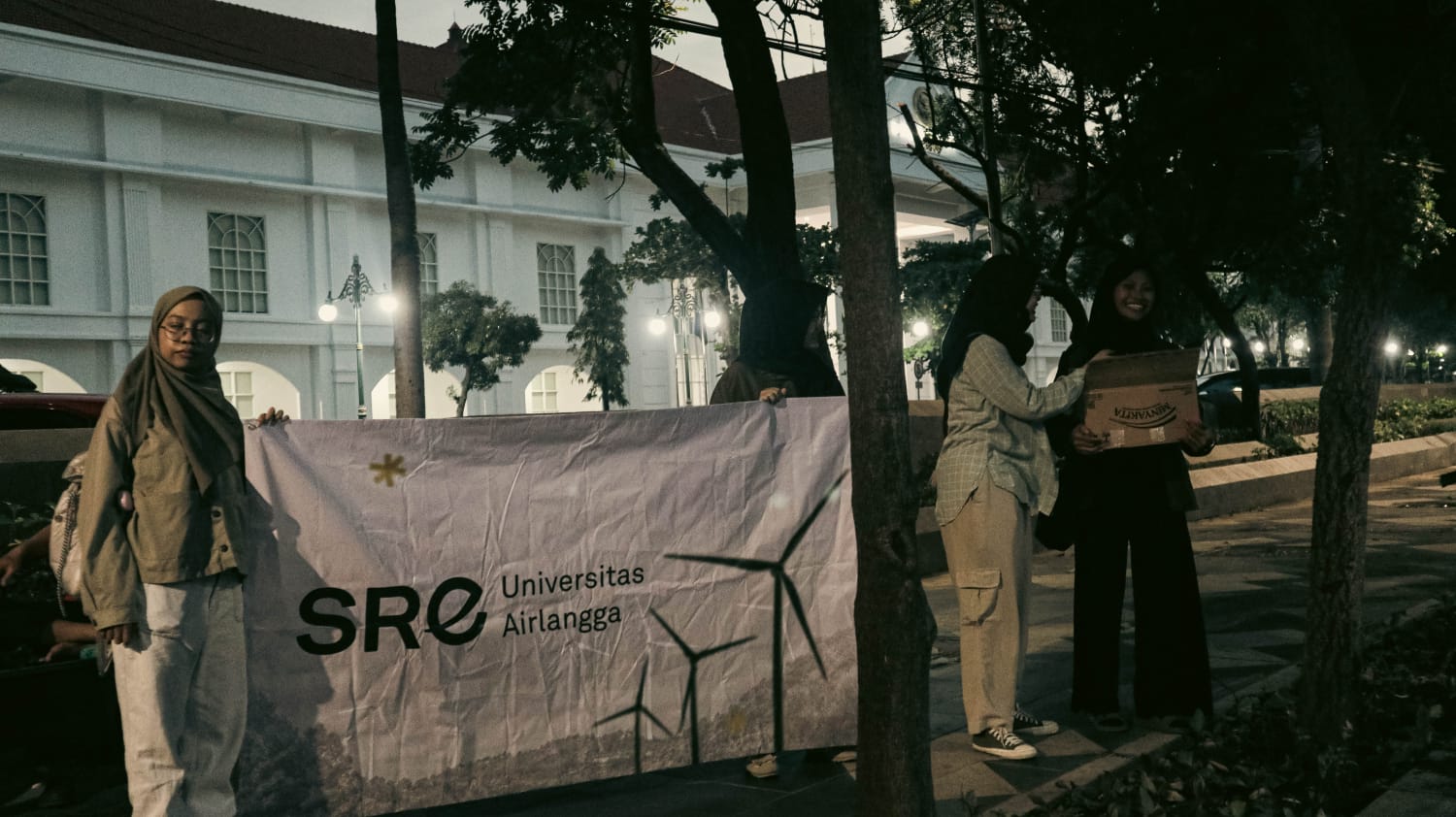 REACTS: SRE'S Acts of Caring and Sharing